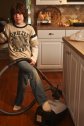 Imagen de un niño ayudando con las tareas del hogar | Recurso educativo 82832