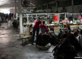 Clothes retailers accused of labour abuses in Cambodia - BBC News | Recurso educativo 751883